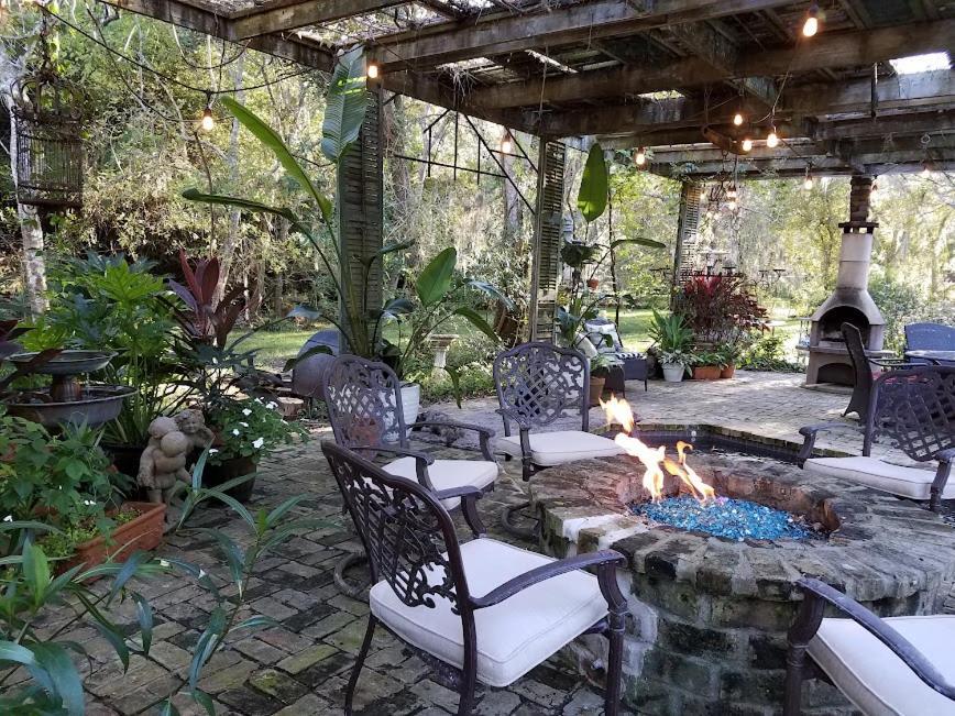 Cedar Oaks Inn Llc Dickinson Exterior foto